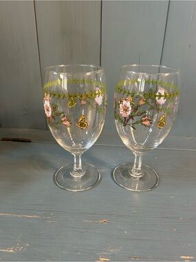 Vintage Hand-Painted Floral Water/Ice Tea Glasses in Green and Pink - Set of 2